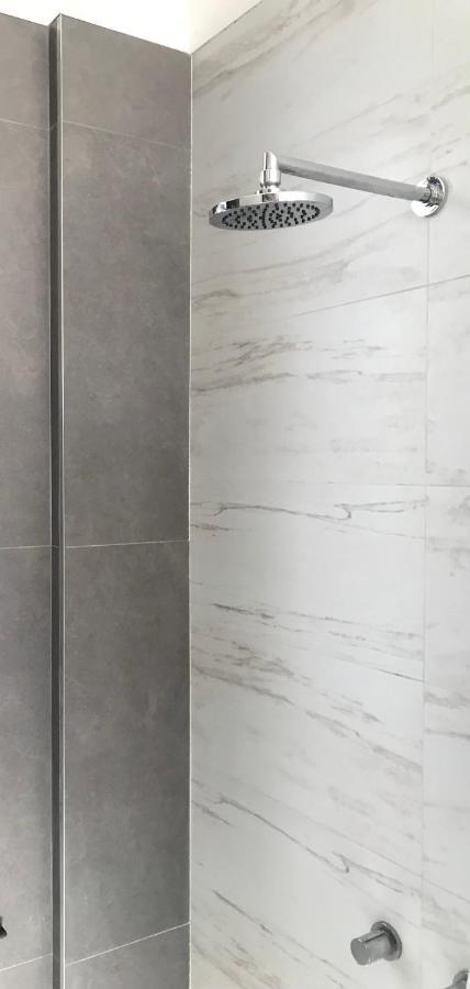 Habitaciones En Suite Balcarce Buenos Aires Exterior photo