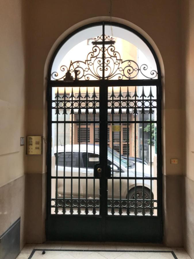 Habitaciones En Suite Balcarce Buenos Aires Exterior photo